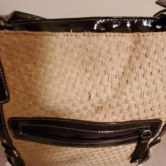 SAG HARBOR straw and patent bag - Picture 7 of 8